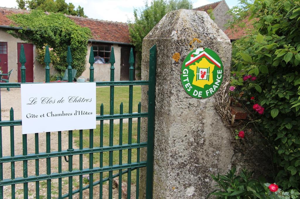 Le Clos De Chatres Oisly Eksteriør bilde